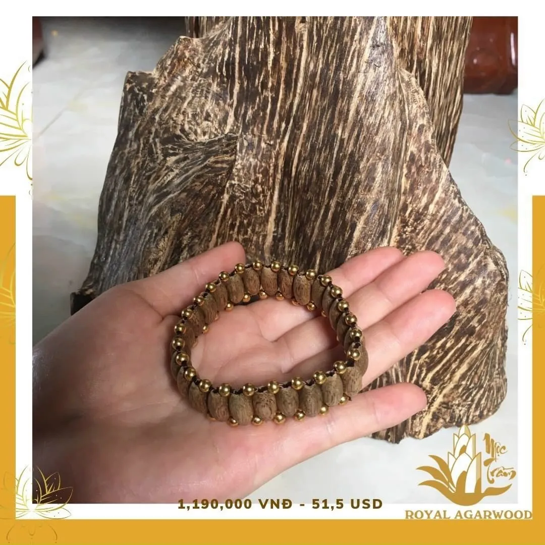 Vietnamese Kien Toc Agarwood Bracelet – Luxury Watch-Style Oud Bracelet with Gold-Plated Beads